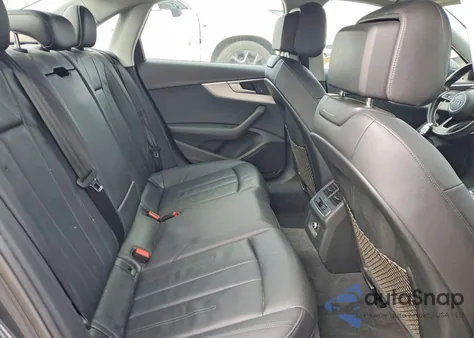 2017 Audi A4 Premium z USA, uszkodzony, nr VIN WAUGNAF43HN000411